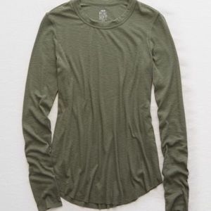 Aerie Woman’s Long sleeve